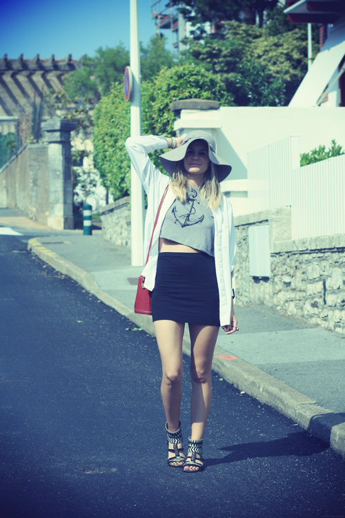 Image and video hosting by TinyPic