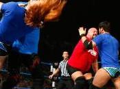 Double Chokeslam pour Heath Slater Justin Gabriel