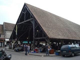 MILLY LA FORET - le village