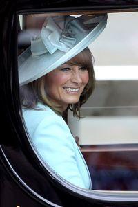 Delighted+Carole+Middleton+beams+carriage+jLwpwRzfzTfl