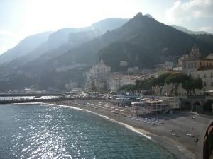 La côte Amalfi est derrière moi, direction Salerno
