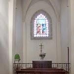 Najac, Eglise Saint Barthelemy : cette chapelle dont subsite le portail d'entrée était autrefois associée à un hopital et un cimetière P1050449.JPG