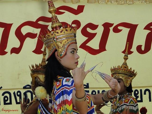 Danse Folklorique Sud Thaïlande (HD)