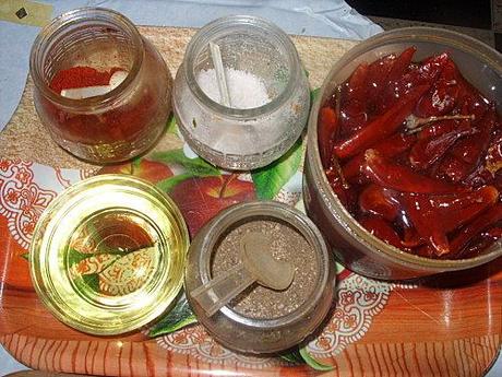 Spaghetti aux petits pois et à la sauce tomate