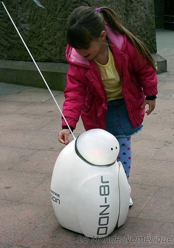 Attention aux robots ! Ils apprennent à vous soutirer de l’argent, mais c'est pour la bonne cause !