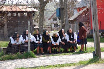 Sortie de messe en Maramures