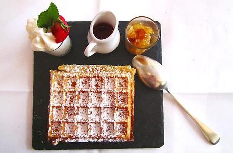 dessert-gaufre-chantilly-marmelade-resto-diables-au-thym-hoosta-magazine-paris dessert-gaufre-chantilly-marmelade-resto-diables-au-thym-hoosta-magazine-paris