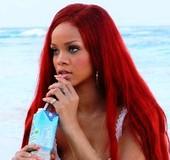Rihanna, égérie pour une boisson à la noix de coco