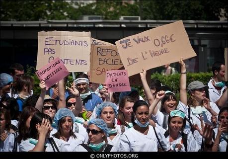 Manif-étudiants-infirmiers-024