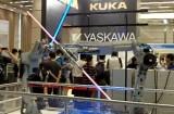 sabrelaser 160x105 Duel au sabre laser pour des robots Yaskawa