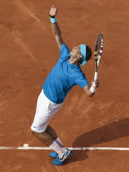 Tenue rafael nadal roland garros 2011 nike 8 451x600 Les tenues de Roger Federer et Rafael Nadal pour Roland Garros