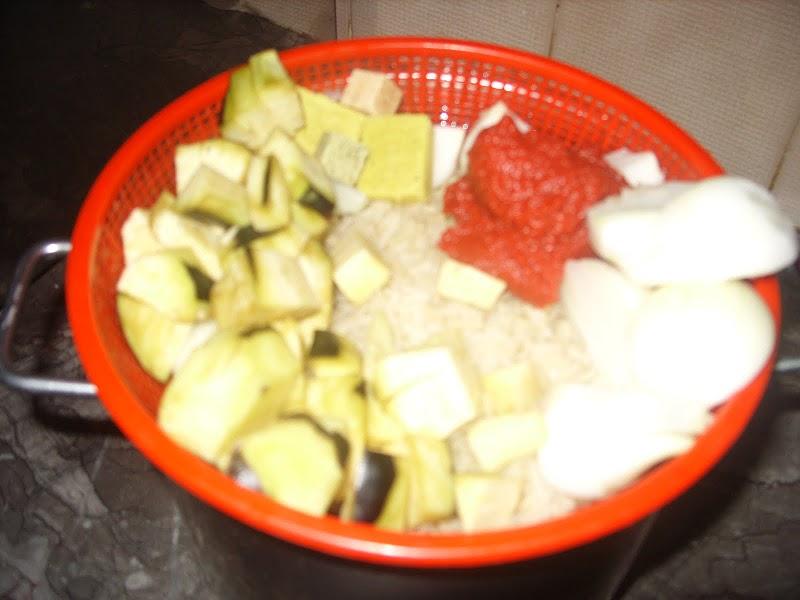 Riz aux dés d'aubergines et son omelette soufflée