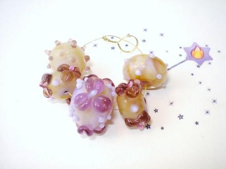 Perle de verre filée au chalumeau , violet, pièce pour création fait main, artisanal