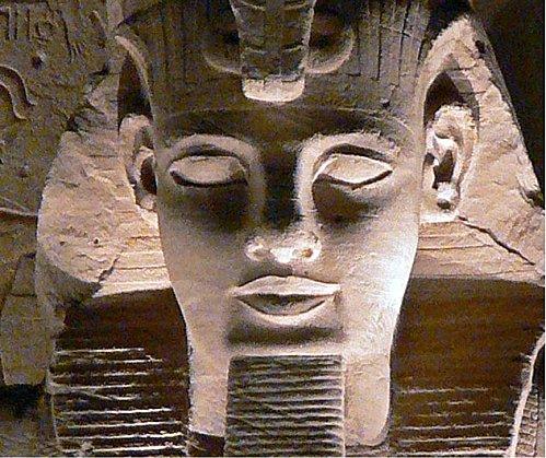 Abou Simbel - Ramsès II - Cliché 1 (Dimitri)