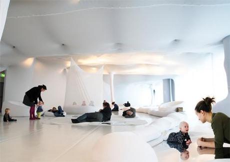 exposition Noll till ett L’institut suédois de 0 à 10 ans!