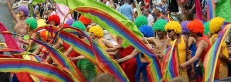 Les Défilés de la Gay Pride à Travers le Monde
