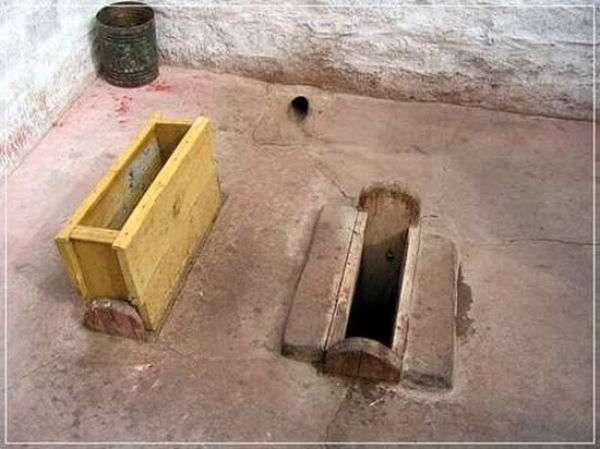 toilettes-etranges (2)