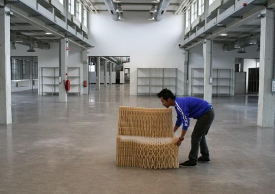 XXXX 6 540x380 Le canapé extensible de Ushida Yuya