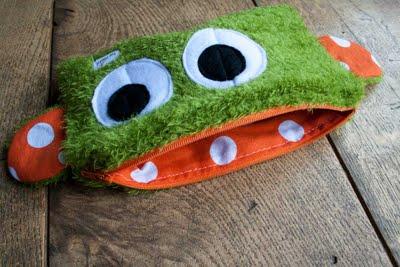 vos yeux, vos oreilles et vos conseils