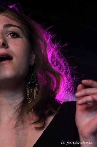 June&Luna,le funambule