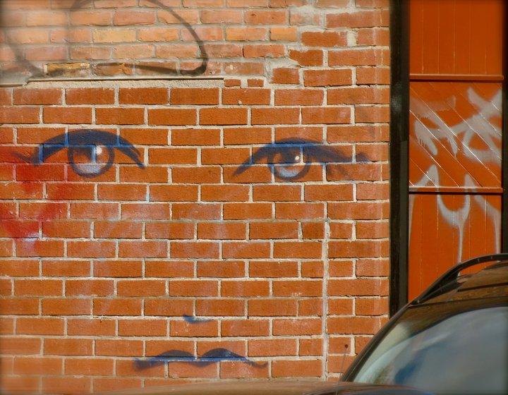 Des murs, à Montréal...par Magali Nirina MARSON (Madagascar).