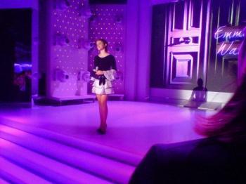 Emma Watson en maîtresse de cérémonie pour Lancôme, Paris Emma Watson en maîtresse de cérémonie pour Lancôme, Paris