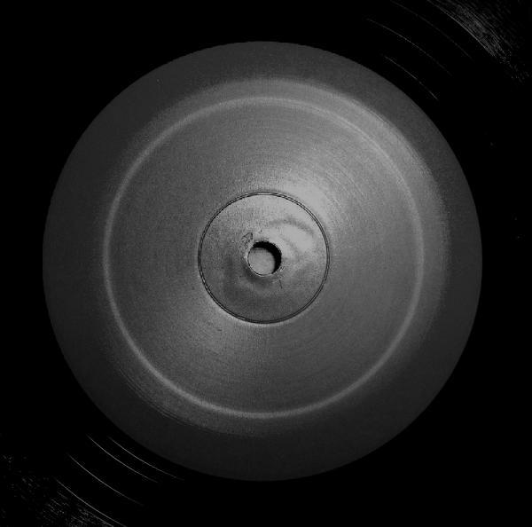 [Listen] Dexter – Space Booty, kick asses.