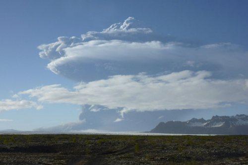 Volcan islandais – Vidéo : la France touchée dès…Jeudi.
