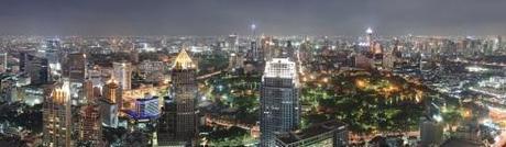 Bangkok_Night_Wikimedia_Commons Où Babelio lance un Challenge sur les Villes-Mondes