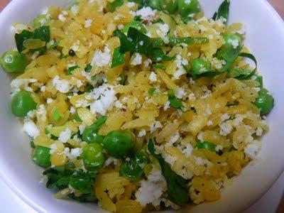Matar poha – Flocons de riz aux petits pois – Rice flakes with peas