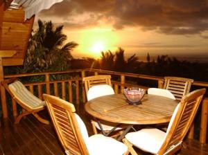 12B 300x224 Signature d’une convention du tourisme entre l’IRT, les Chambres consulaires, et la Fédération réunionnaise de tourisme