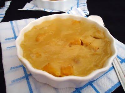 CLAFOUTIS A LA MANGUE ET AUX RAIISINS SECS