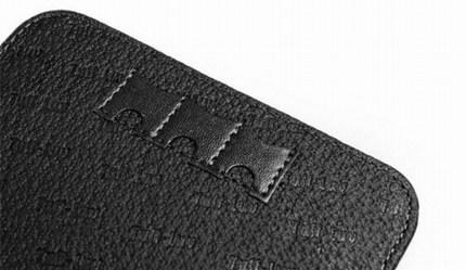 Un étui en cuir malin et pratique pour la Galaxy Tab