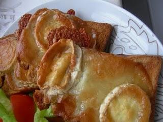 Salade de chèvre chaud au miel