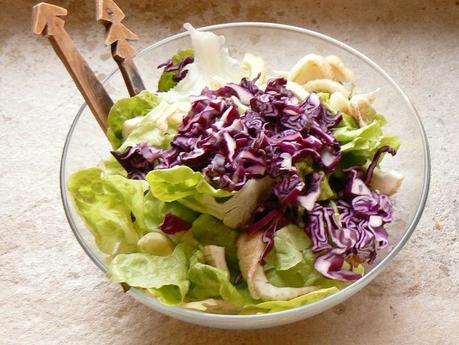 Galette de maïs chou rouge pruneau salade chou rouge