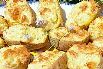 Pommes de terre farcies à la cancoillotte | À Découvrir