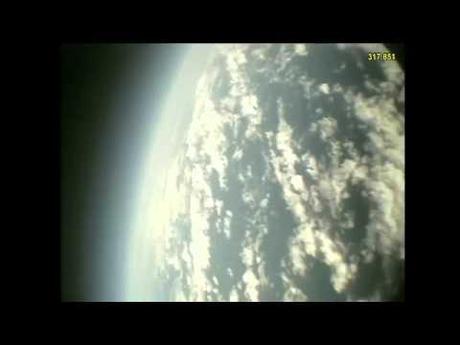 En vidéo HD, lancement de la navette spatiale Endeavour Image de prévisualisation YouTube