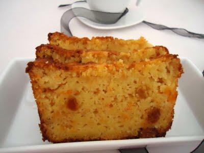 CAKE AUX POMMES, CAROTTES ET AMANDES