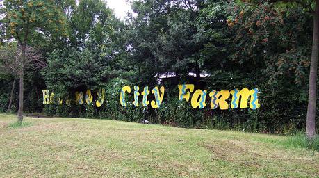 800px-hackney_city_farm_sign_in_2007 800px-hackney_city_farm_sign_in_2007
