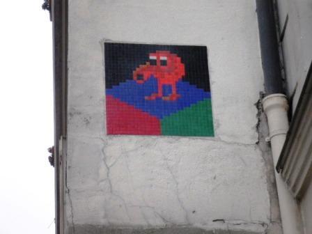 Invader : en attendant la 1000ème mosaïque parisienne (2/8)