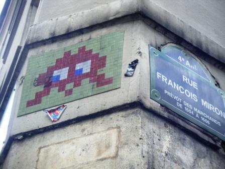 Invader : en attendant la 1000ème mosaïque parisienne (2/8)