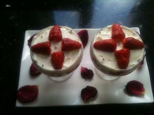 LES VOTES SONT OUVERS Verrines aux fraises, à la crème mascarpone 1. (Atable !!