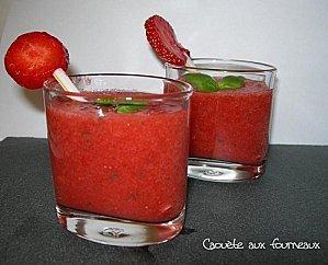 LES VOTES SONT OUVERS Soupe de fraises au basilic (Caouete aux fourneaux)