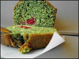 LES VOTES SONT OUVERS Cake pistache et framboises (Rouge framboise)