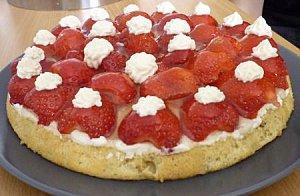 LES VOTES SONT OUVERS Genoise-aux-fraises--A-vos-tabliers--prets-.-cuisinez---.jpg