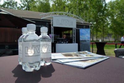 Bouteilles Publicitaires Mercedes-Benz by WinWin