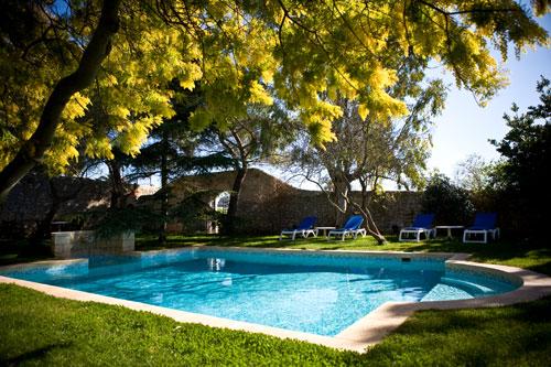 piscine-Hotel-Eremo-della-Giubiliana-Italie-Hoosta-magazine