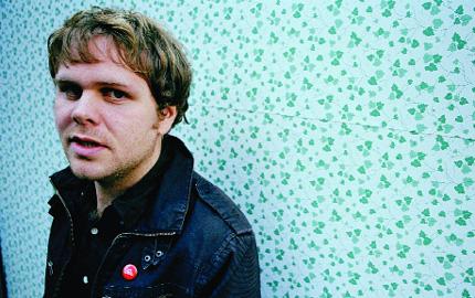 3922 image 1 Loney Dear