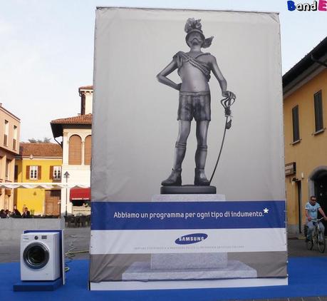 Samsung - Naked Statues in Italy