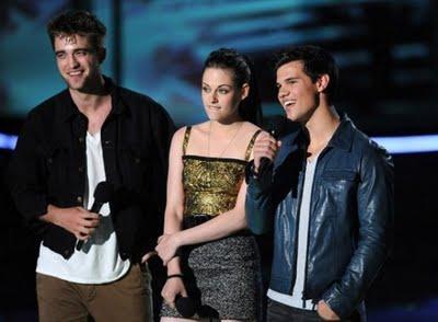 Robert Pattinson, Kristen Stewart et Taylor Lautner MTV Movie Awards 2010